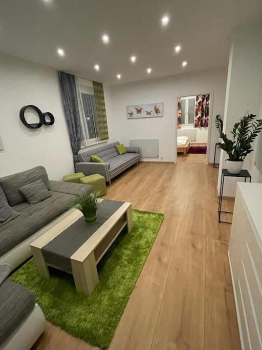 Rr-Rooms Ferienwohnung Judenburg Ngoại thất bức ảnh